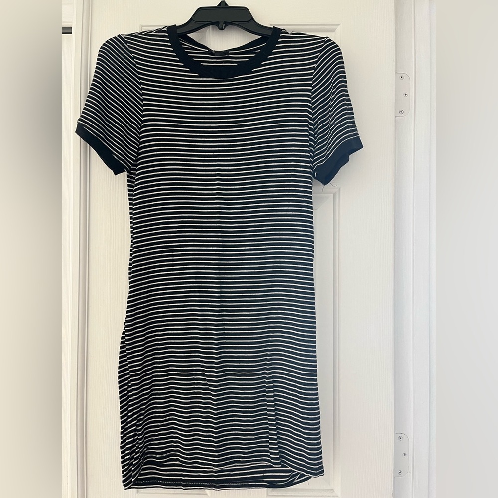 T-shirt body con dress